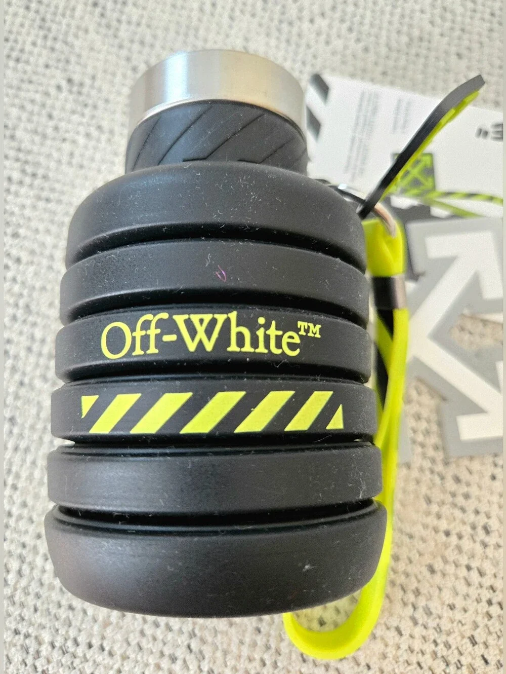 NWT OFF-WHITE Neon Yellow Black Silicone Collapsible Water Bottle Size: 6.76 Oz